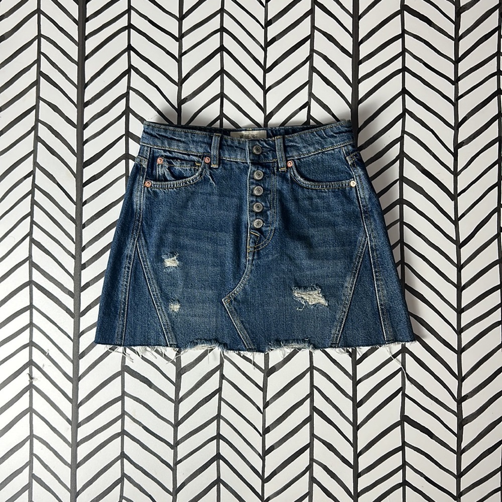 We The Free High Waisted Shorts Size 24